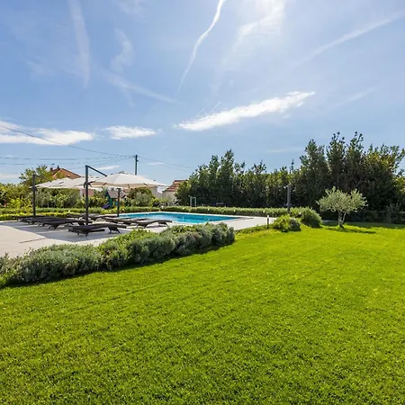 Perkov Private Pool * Kaštela