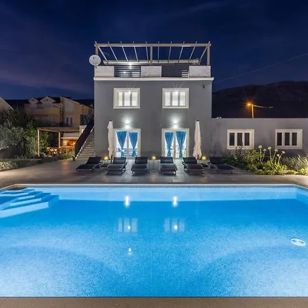 Perkov Private Pool *