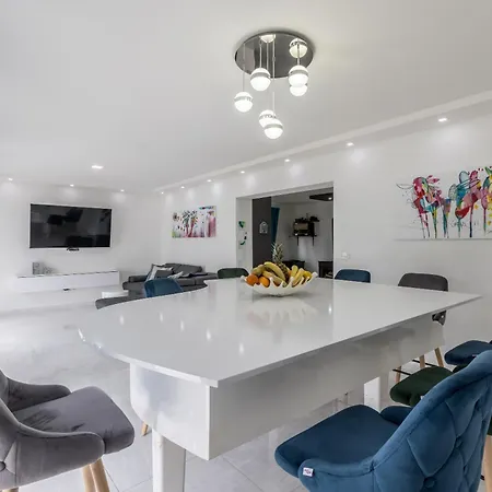 Perkov Private Pool Βίλα Kaštela