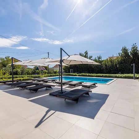 Perkov Private Pool Villa