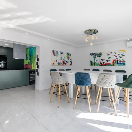 Villa Perkov Private Pool Kastela