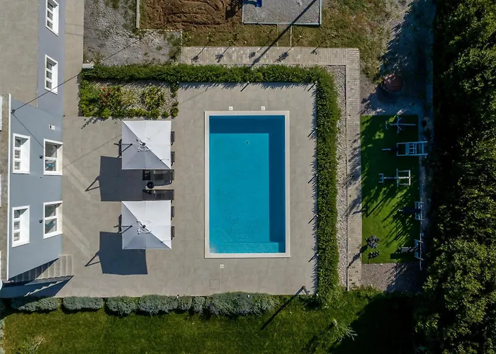Perkov Private Pool Villa