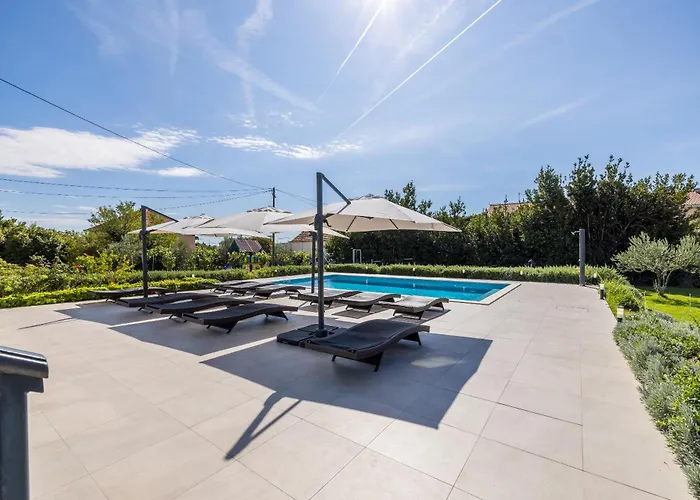 Perkov Private Pool Villa